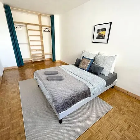 Spacieux App Proche Centre,commerces &transports Apartment *